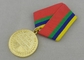 Η χρυσή συνήθεια απονέμει τα μετάλλια/το μετάλλιο ανταμοιβής με το τρισδιάστατο σχέδιο κραμάτων ψευδάργυρου και την κορδέλλα που αντιστοιχείται