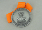 Μακριά μετάλλια της Σιγκαπούρης κορδελλών εθνικά πανεπιστημιακά με τη ρίψη κύβων κραμάτων ψευδάργυρου