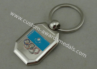 Ολυμπιακή ρίψη κύβων κραμάτων ψευδάργυρου διαφήμισης Keychain με την ασημένια επένδυση